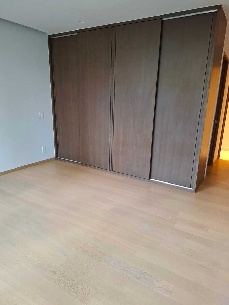 14 de 22: Closet 2a recamara