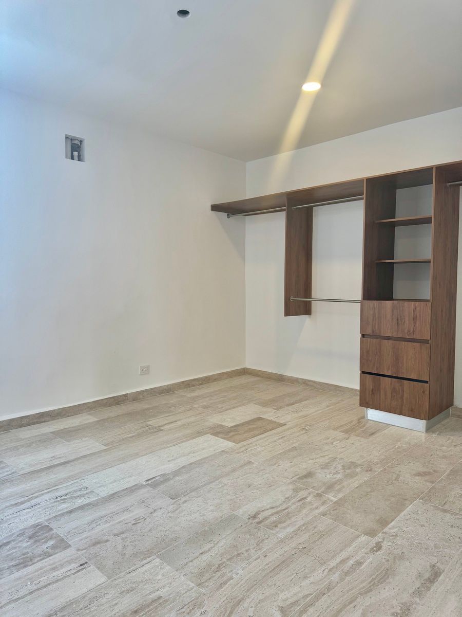 13 de 41: Recámara Secundaria