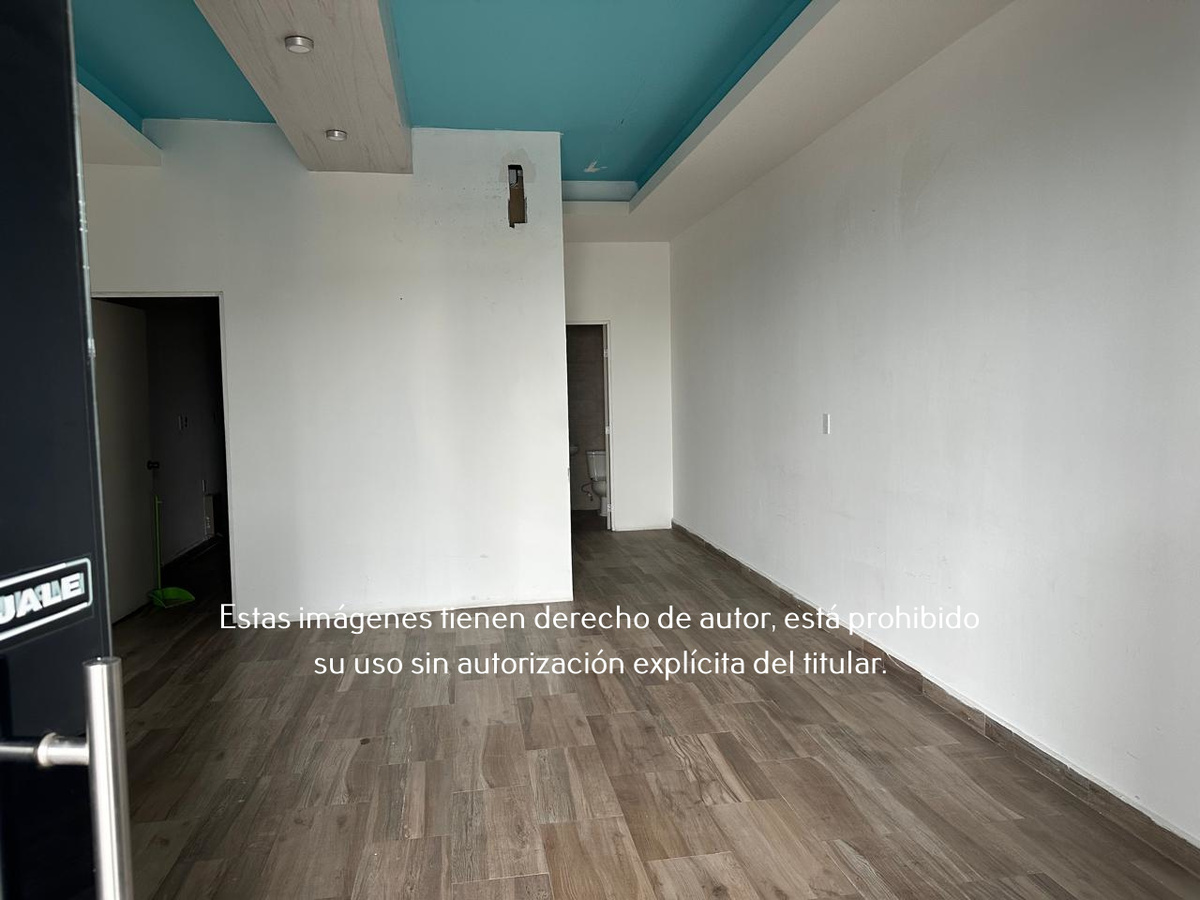 3 de 14: Local en Renta en Plaza Serranía 50 m2