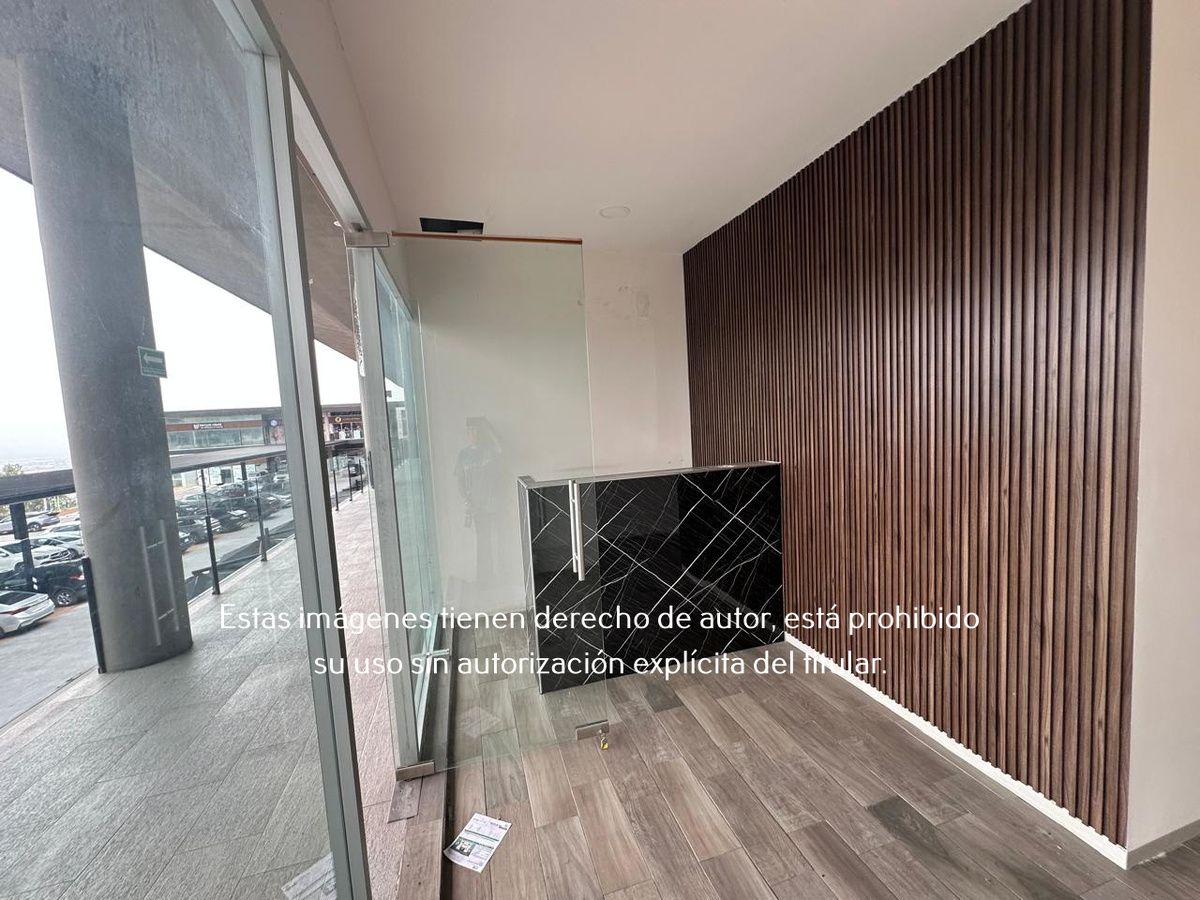 6 de 10: Local en Renta en Plaza Serranía 50 m2