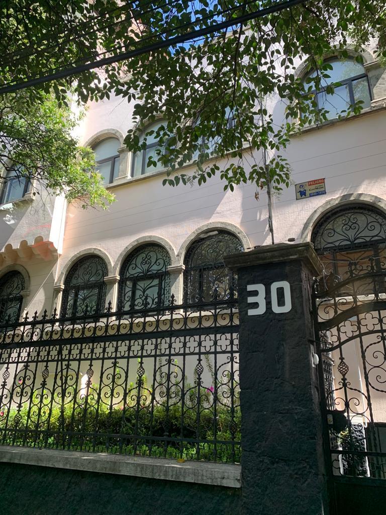4 de 7
