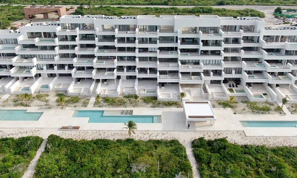 Venta de departamento amueblado y equipado frente al mar, foto 1 de 50