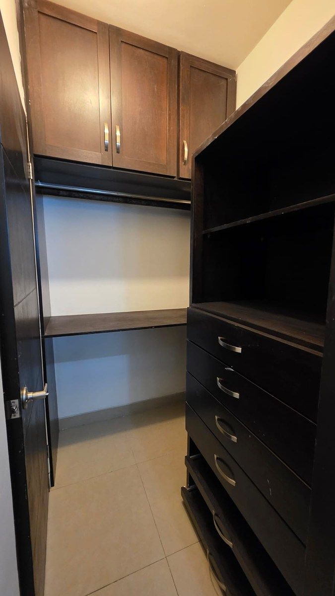 30 de 50: CLOSET REC. #3