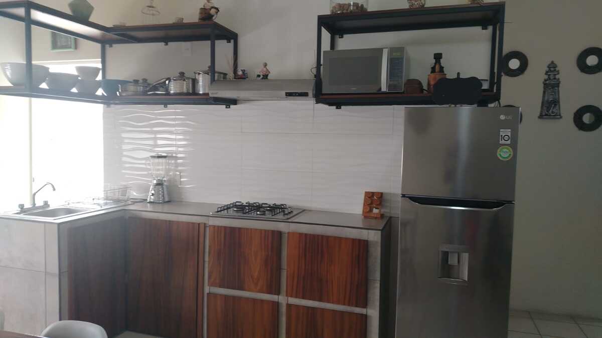 5 de 16: COCINA TOTALMENTE EQUIPADA