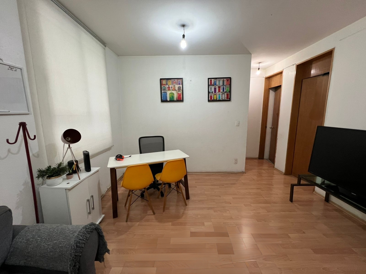 4 de 16: Sala - comedor