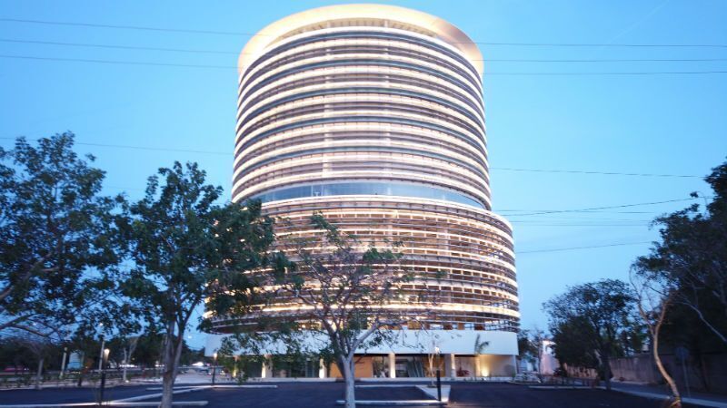 1 of 9: Edificio Orion