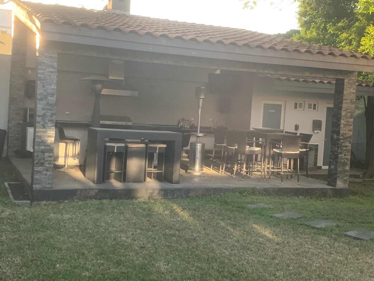 28 de 31