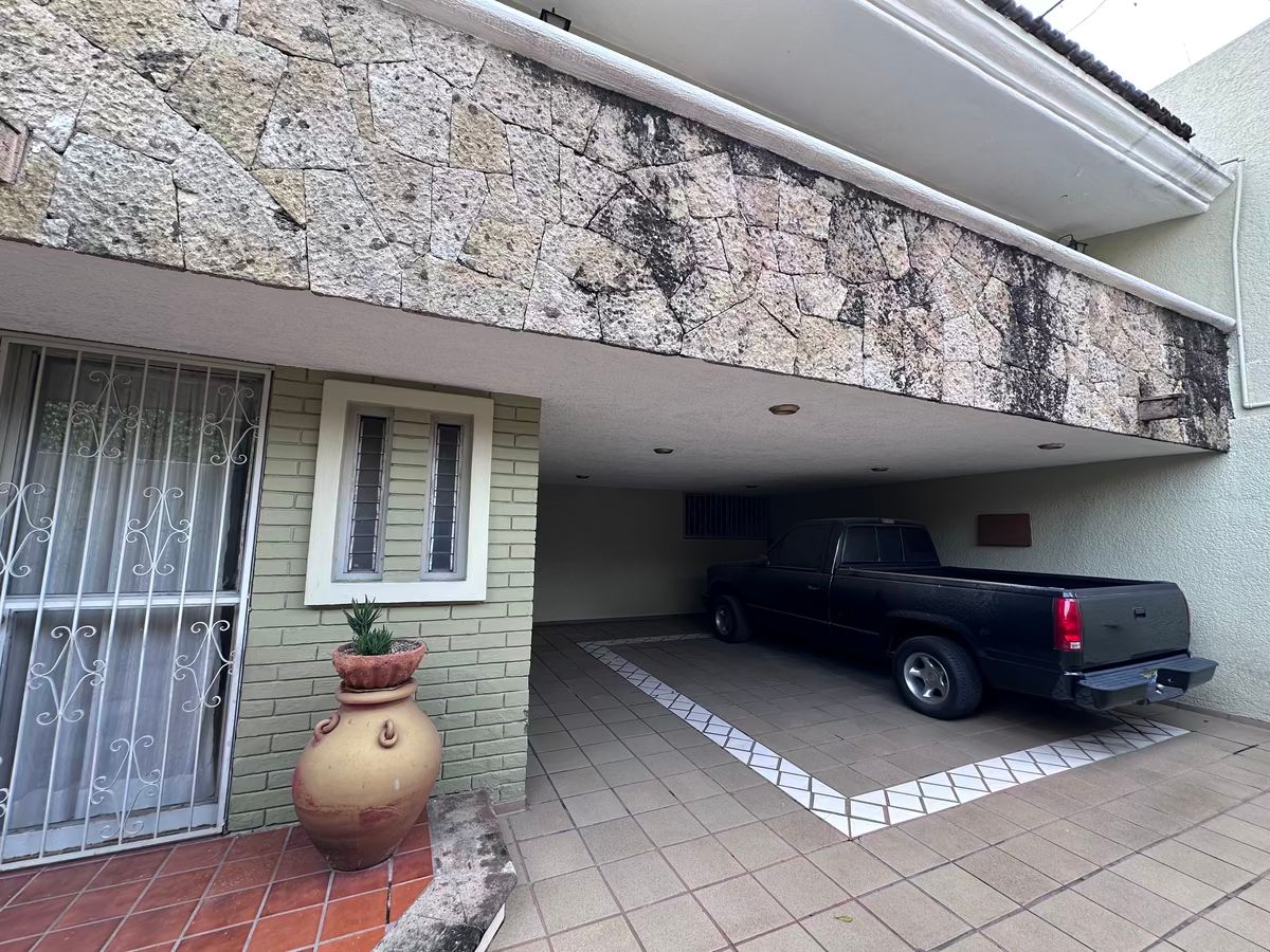 House in Camino Real, Zapopan, photo 3 of 33