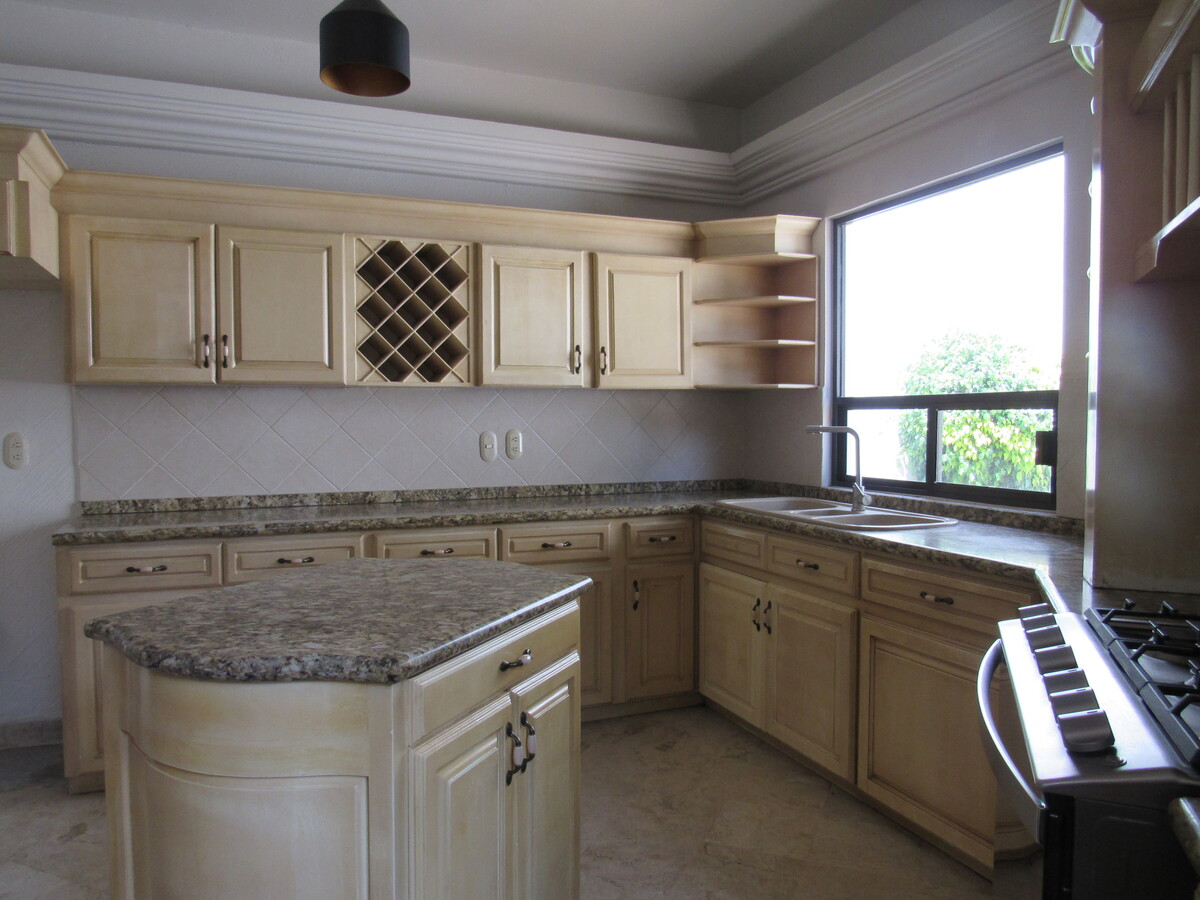 10 de 21: Casa en Venta en Colinas del Bosque Rayo Vende ®