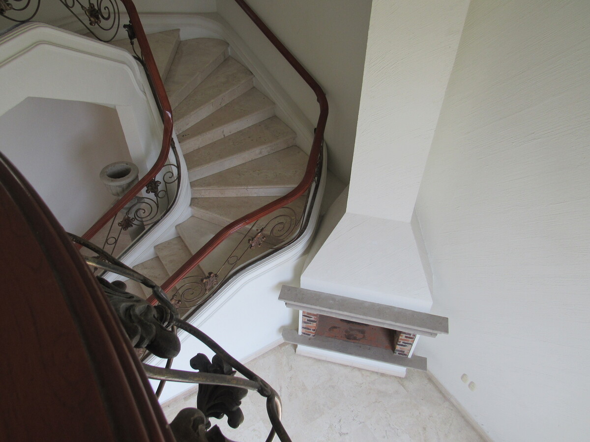 15 de 21: Casa en Venta en Colinas del Bosque Rayo Vende ®