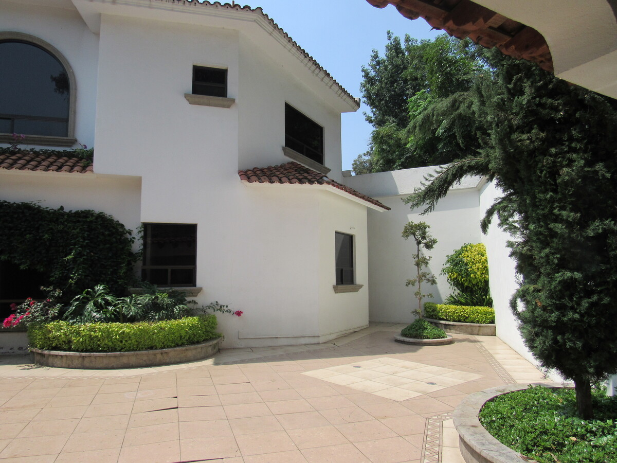 3 de 21: Casa en Venta en Colinas del Bosque Rayo Vende ®