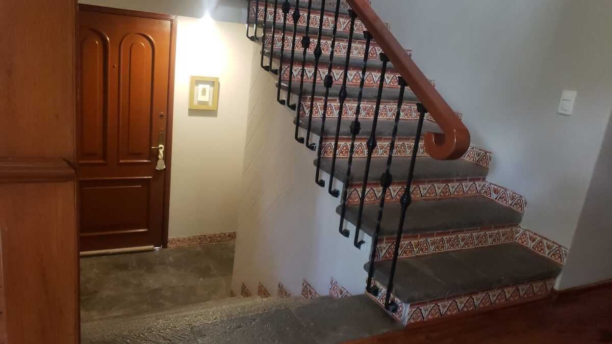 4 de 34
