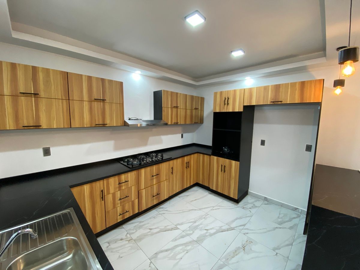 5 de 21: Cocina integral (equipada).