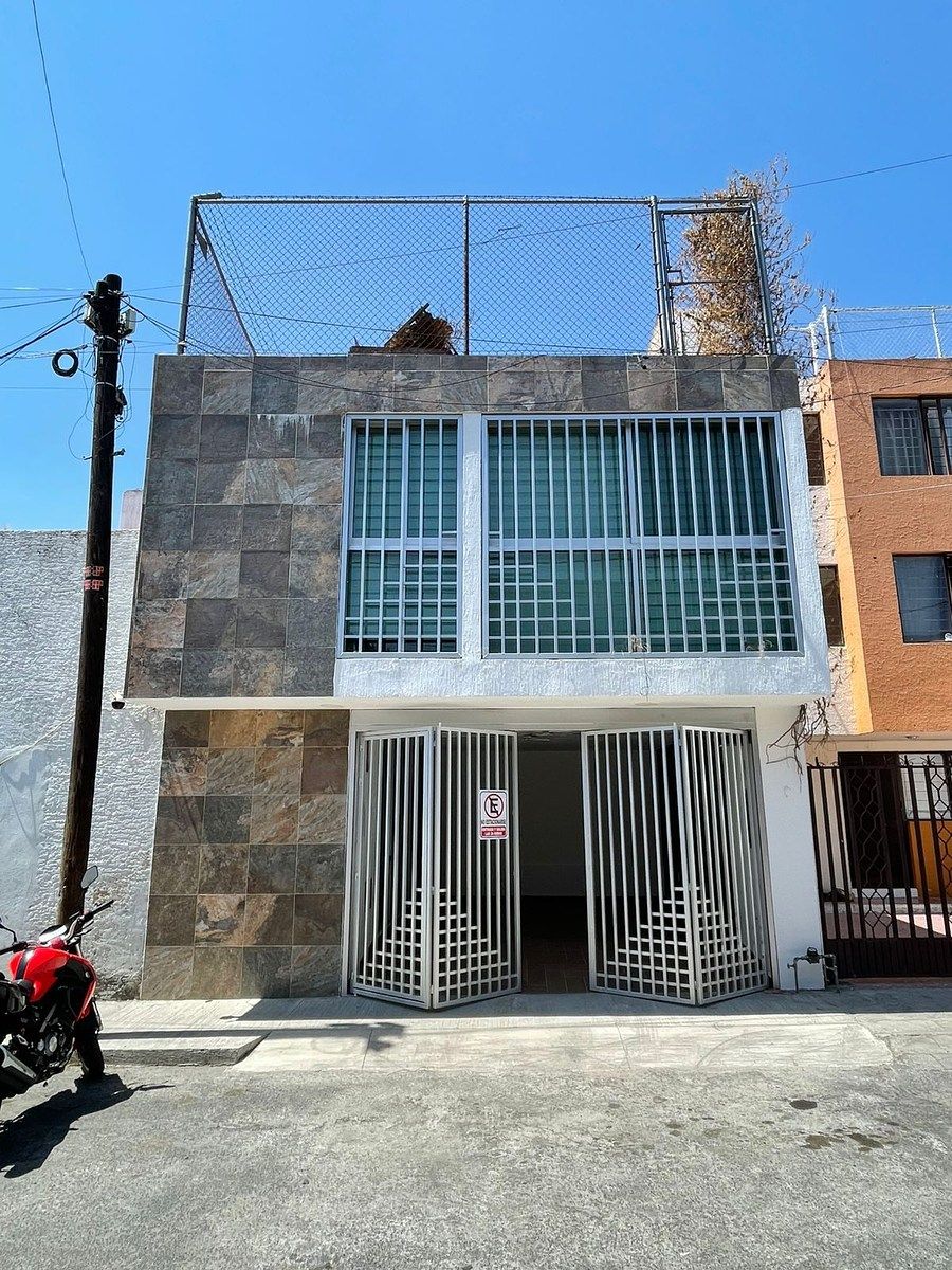 Casa Remodelada en Santa Tere, foto 1 de 11