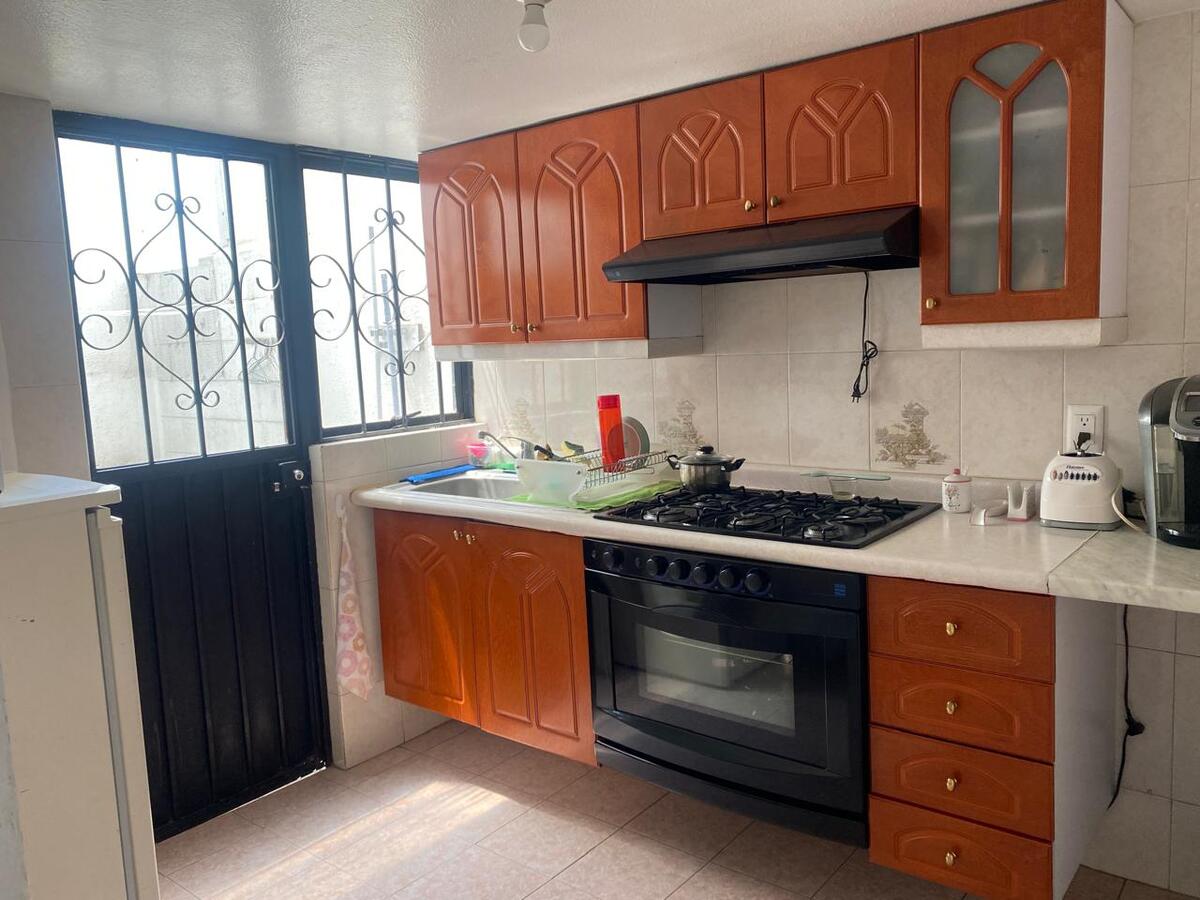 3 of 9: Cocina