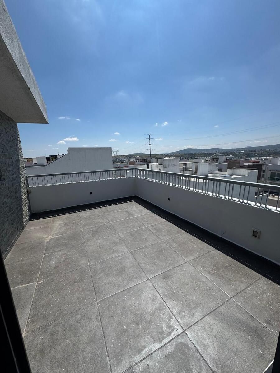 15 de 24: Terraza
