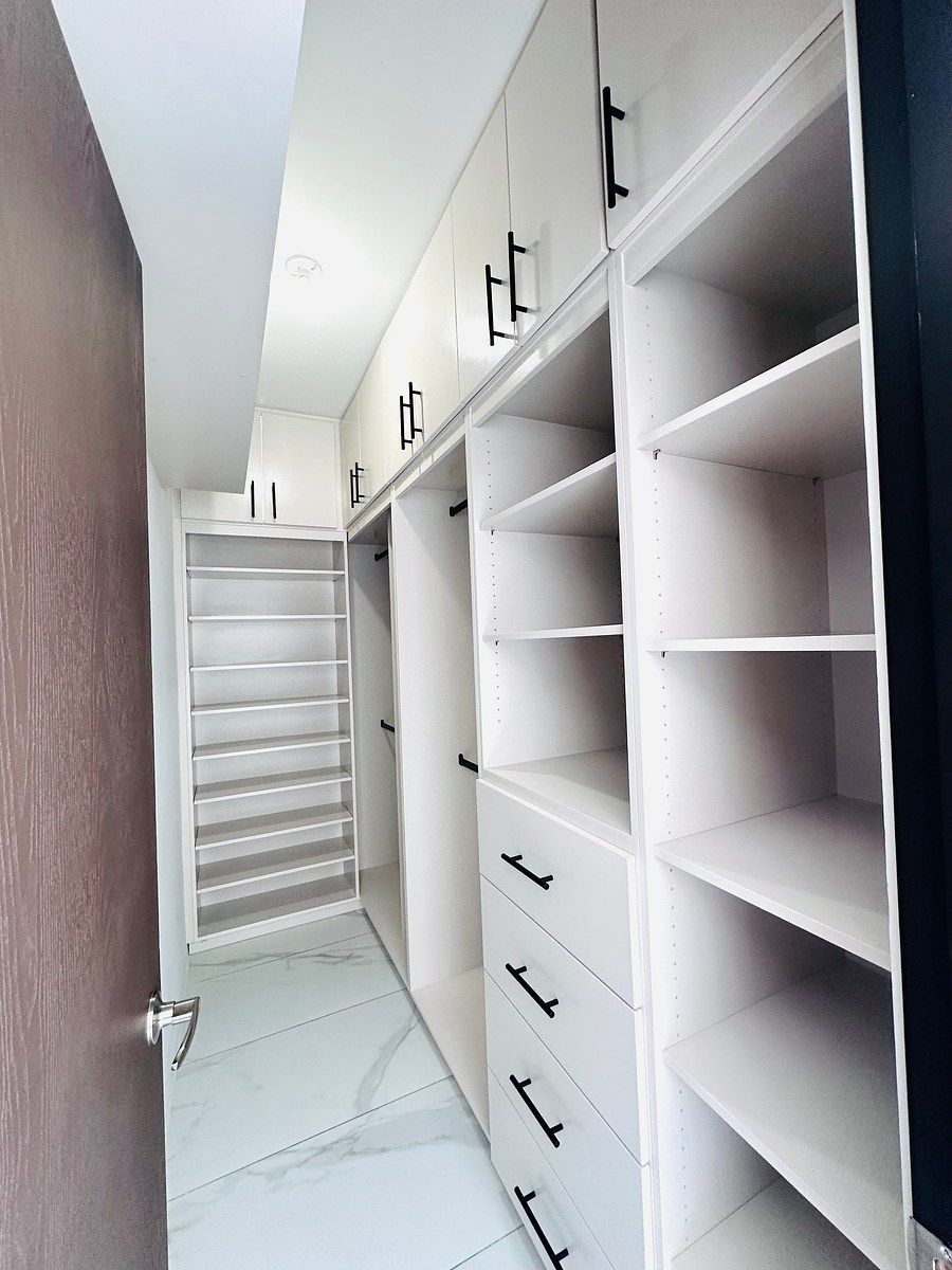 14 de 28: Walkinn closet