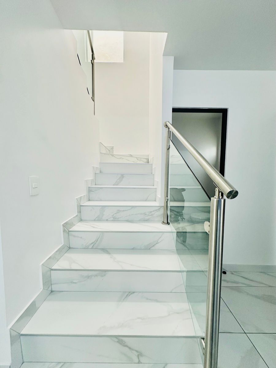 5 de 28: Escalera