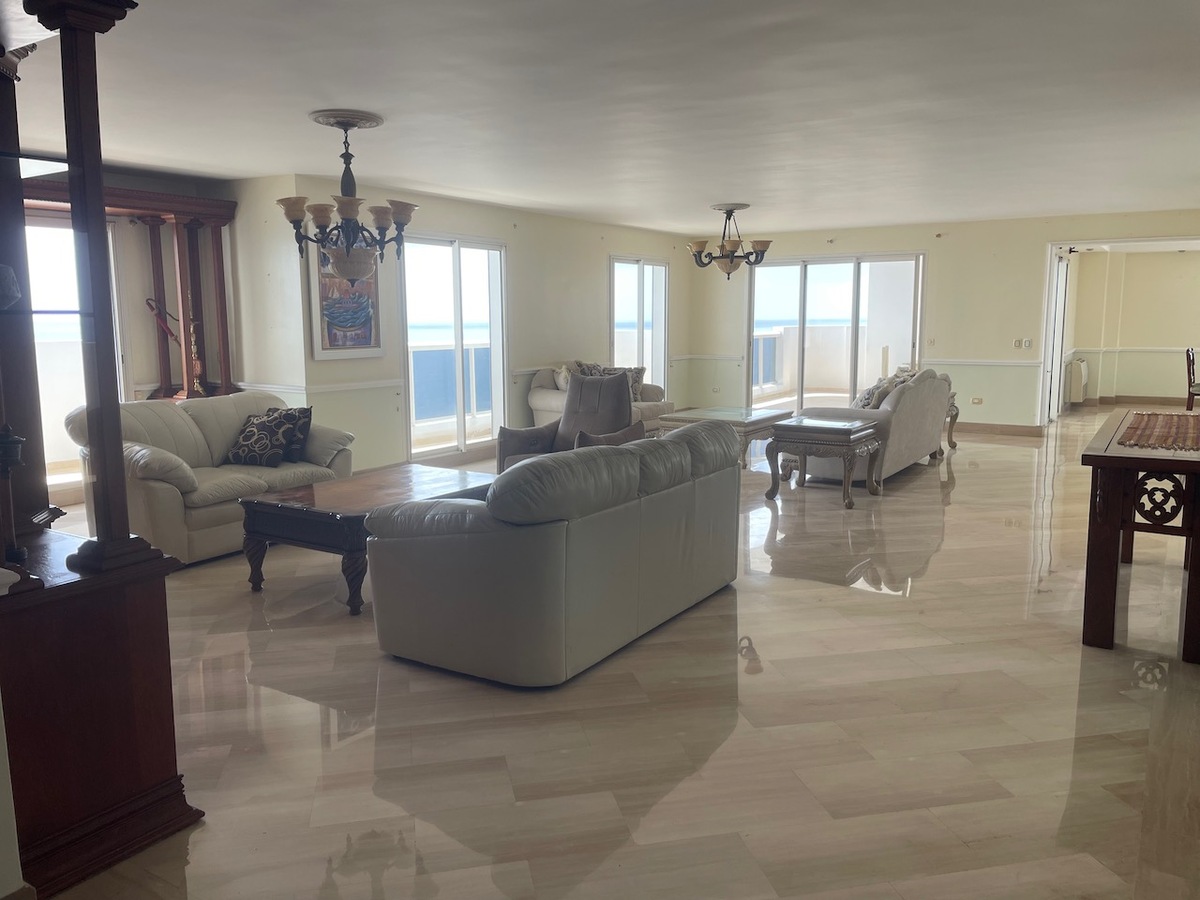 4 de 31: Venta Torre Washington, 4 Habitaciones, Vista al Mar
