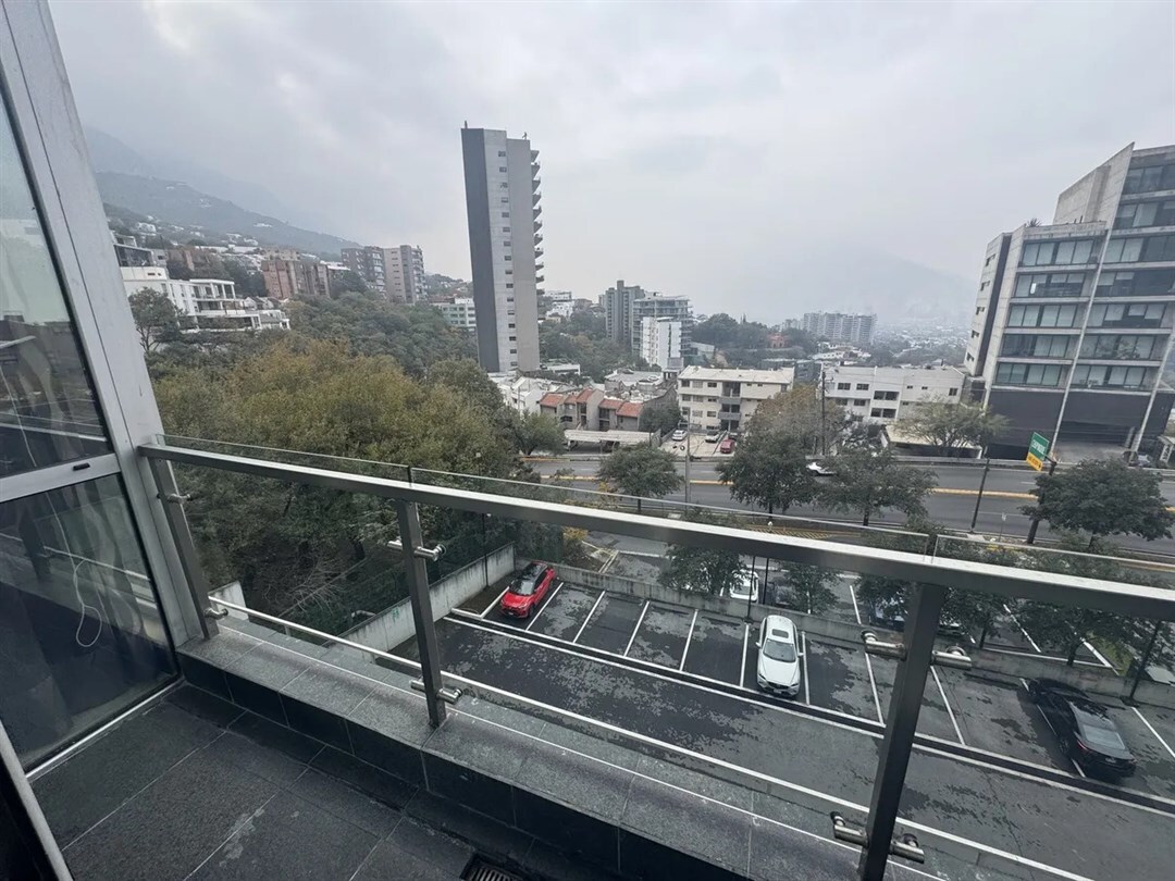 8 de 24