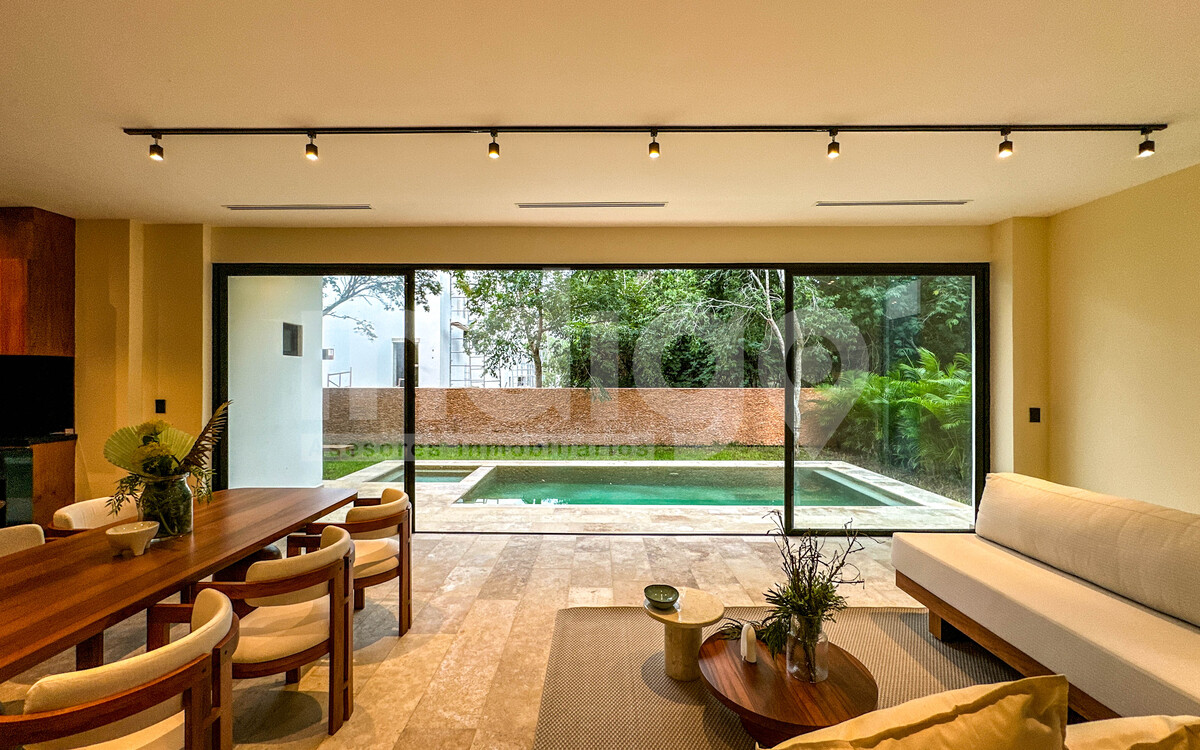 7 de 43: Sala / Comedor con Vista Panoramica