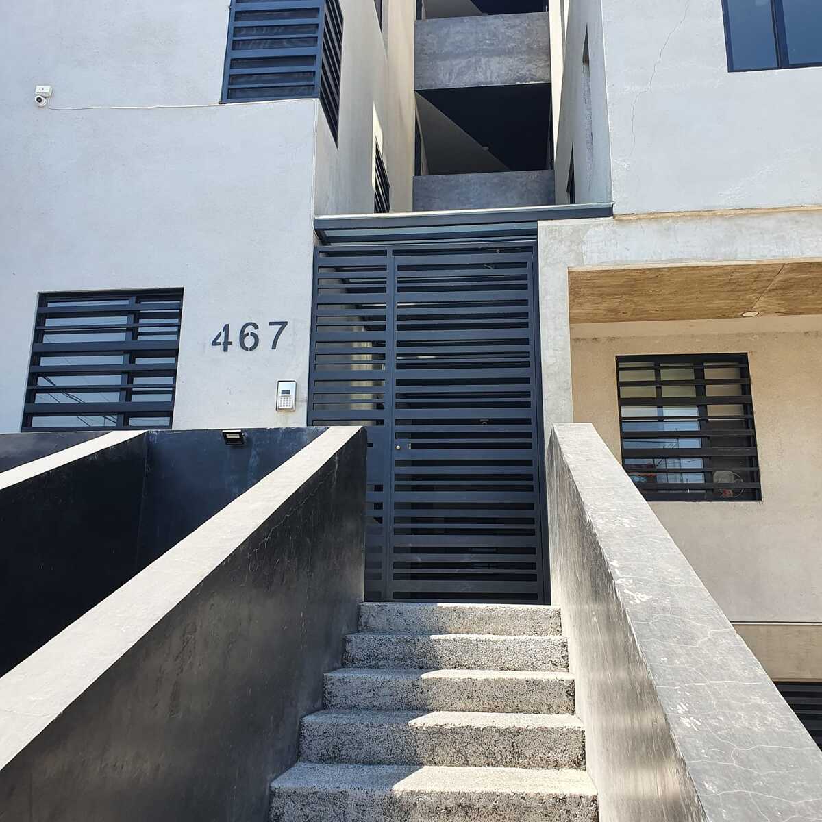 3 de 18