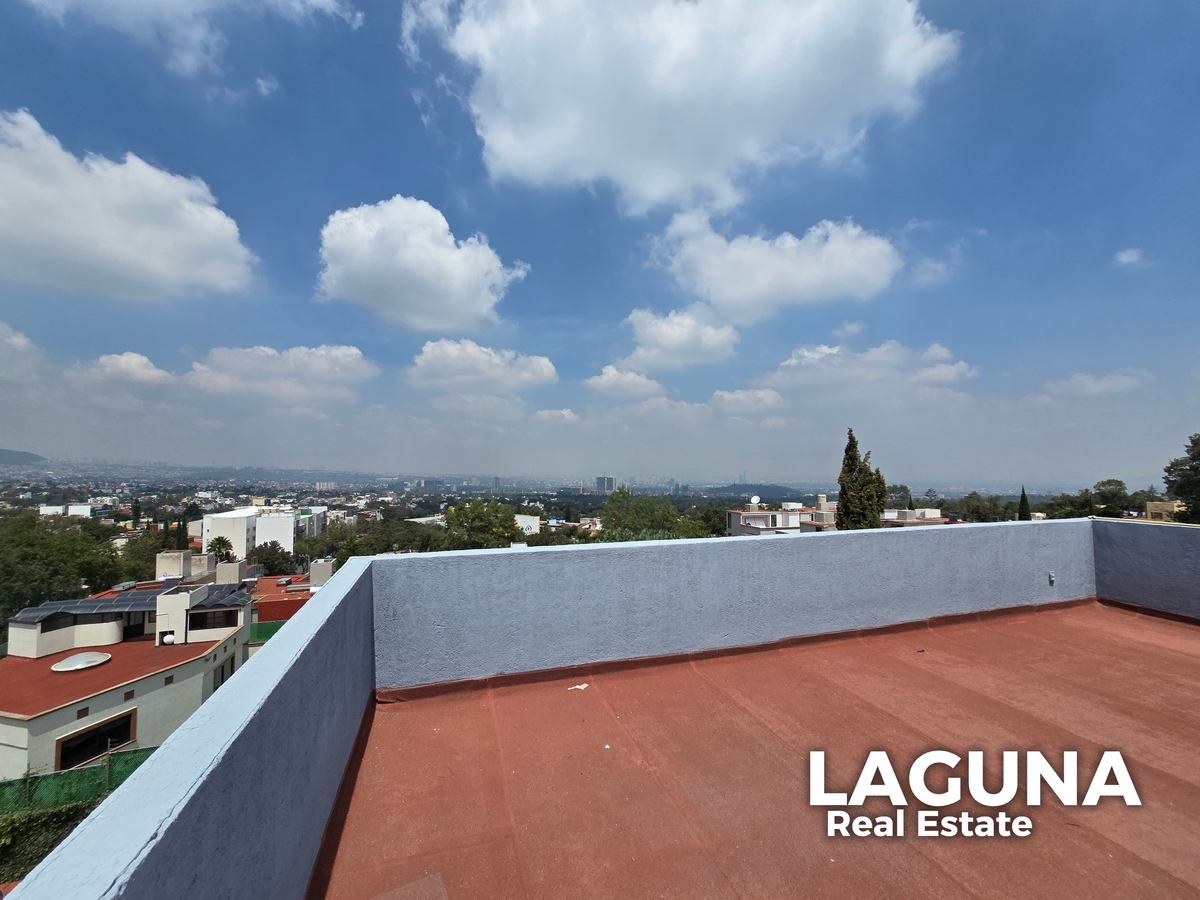 20 of 21: Terraza para eventos sociales.
