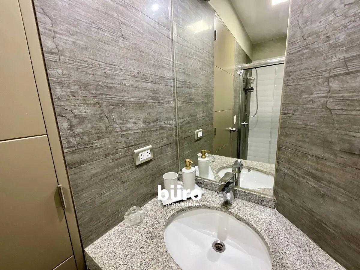 14 de 17: Baño Secundario