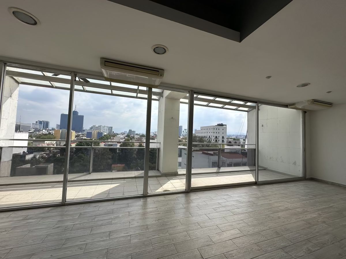 14 de 39: oficina y terraza