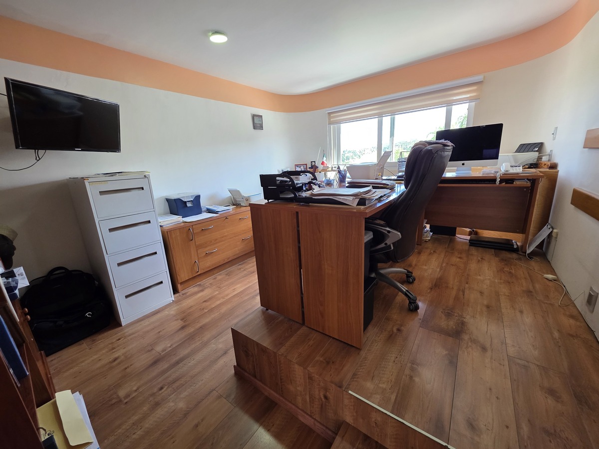 25 de 42: 3ra junior suite en planta alta con closet