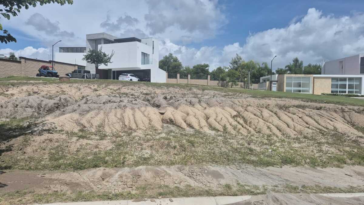 2 de 4