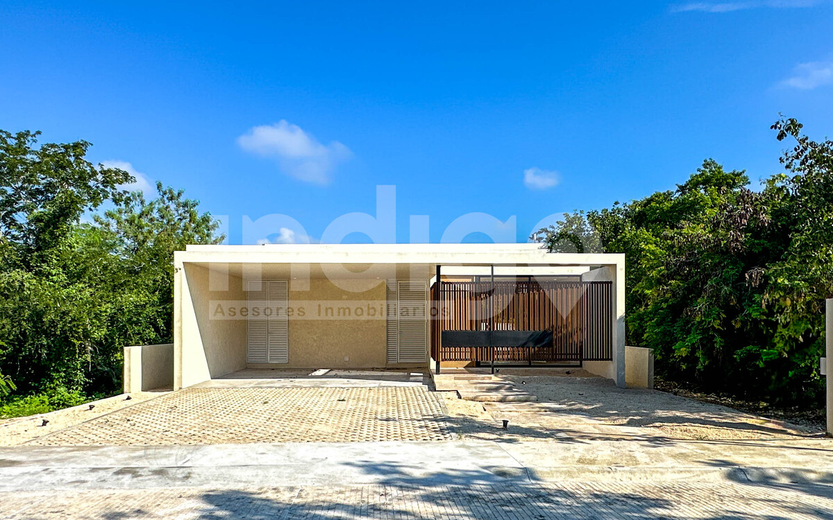 2 de 49: Fachada Frontal