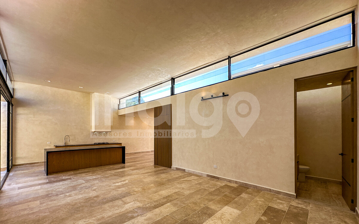 21 de 49: Comedor con Techos a Altura y Media