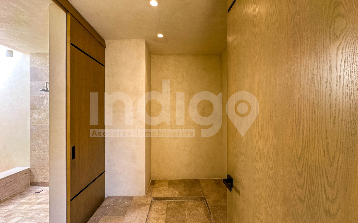 33 de 49: Vestidor Recámara Principal