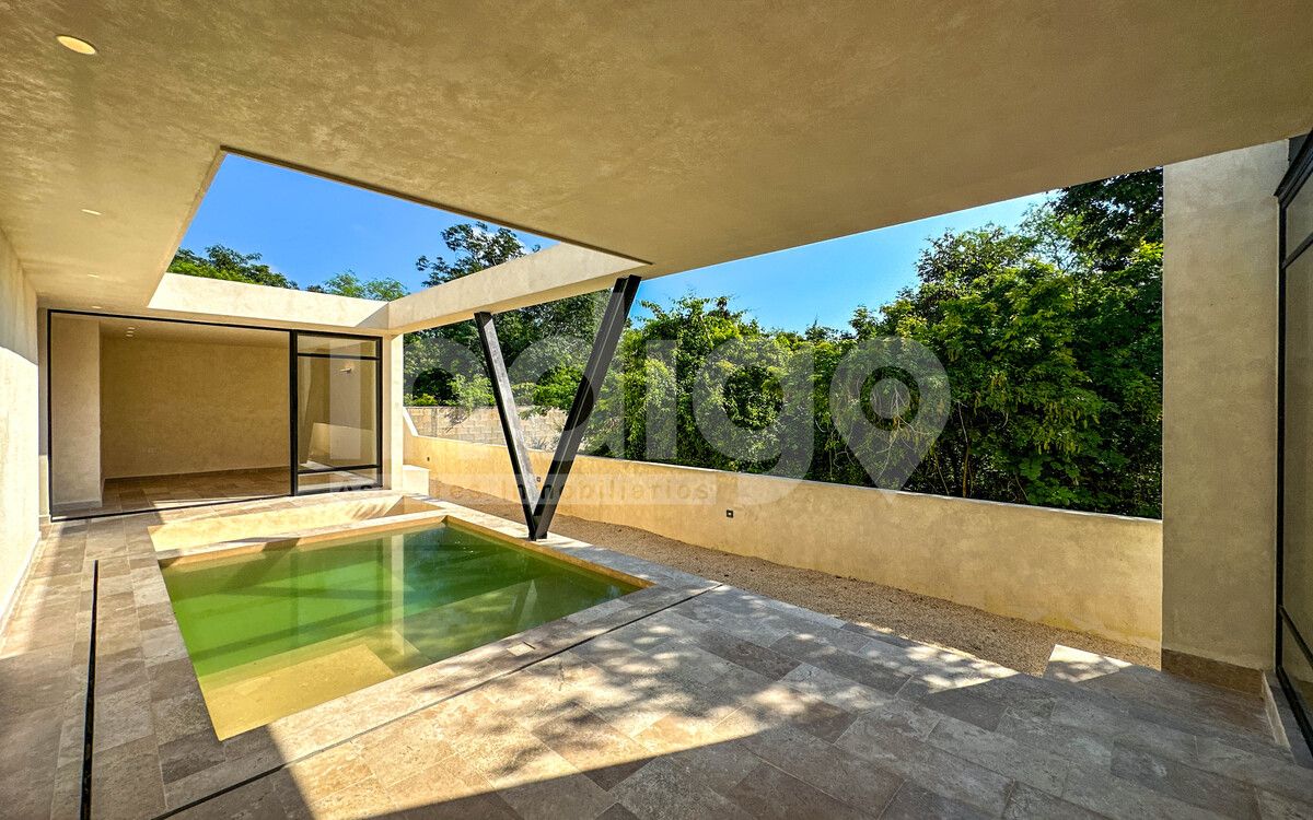 Casa de Una Planta en Venta en Mérida en Privada Provincia con Campo de Golf