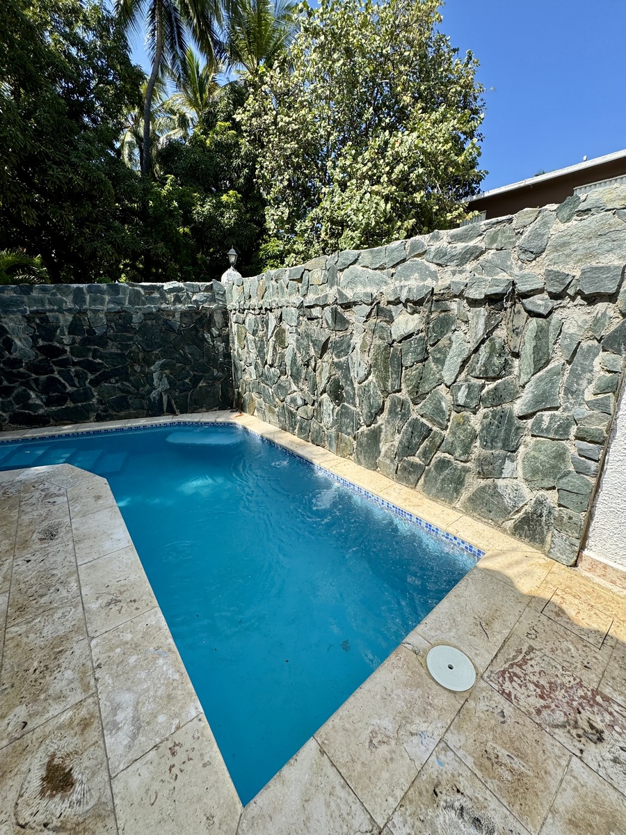 27 de 27: Guesthouse / Jacuzzi