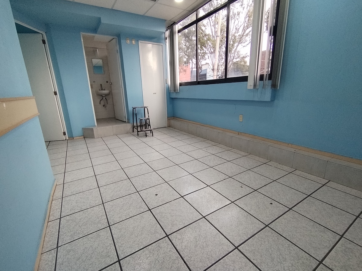 2 de 23: CUBICULO NO. 1