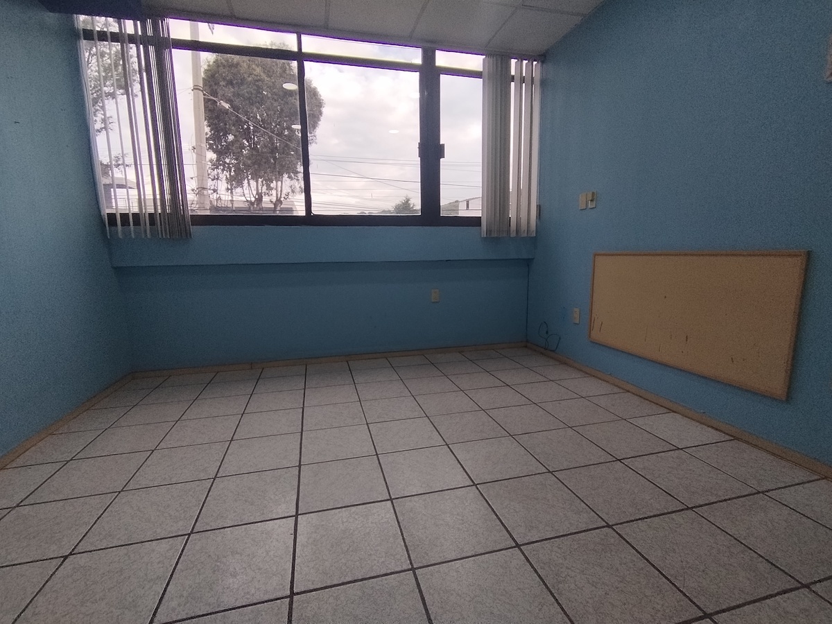 6 de 23: CUBICULO NO. 2