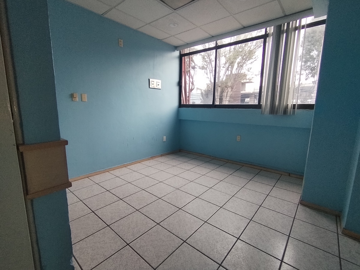 9 de 23: CUBICULO NO. 3