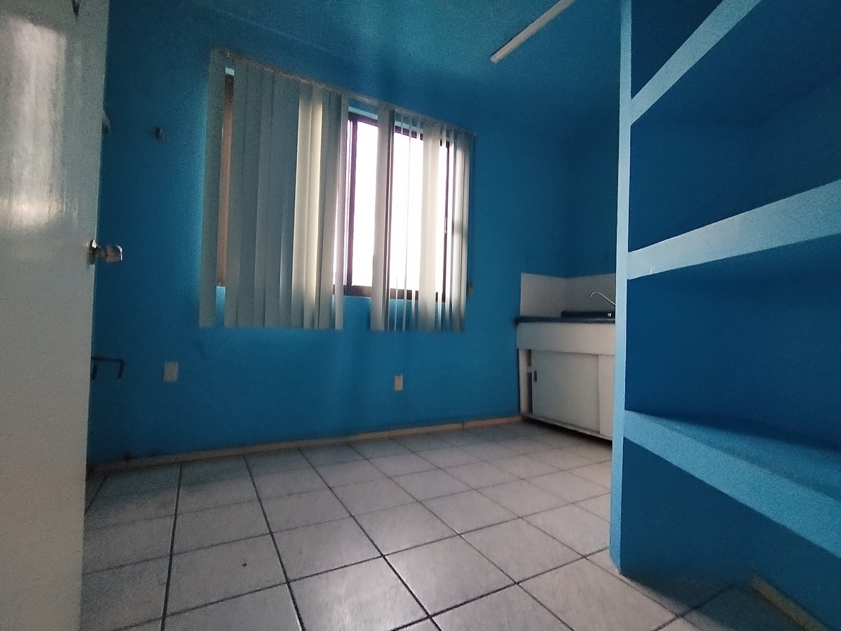 17 de 23: CUBICULO NO. 6