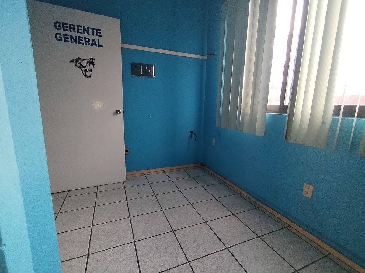 16 de 23: CUBICULO NO. 6