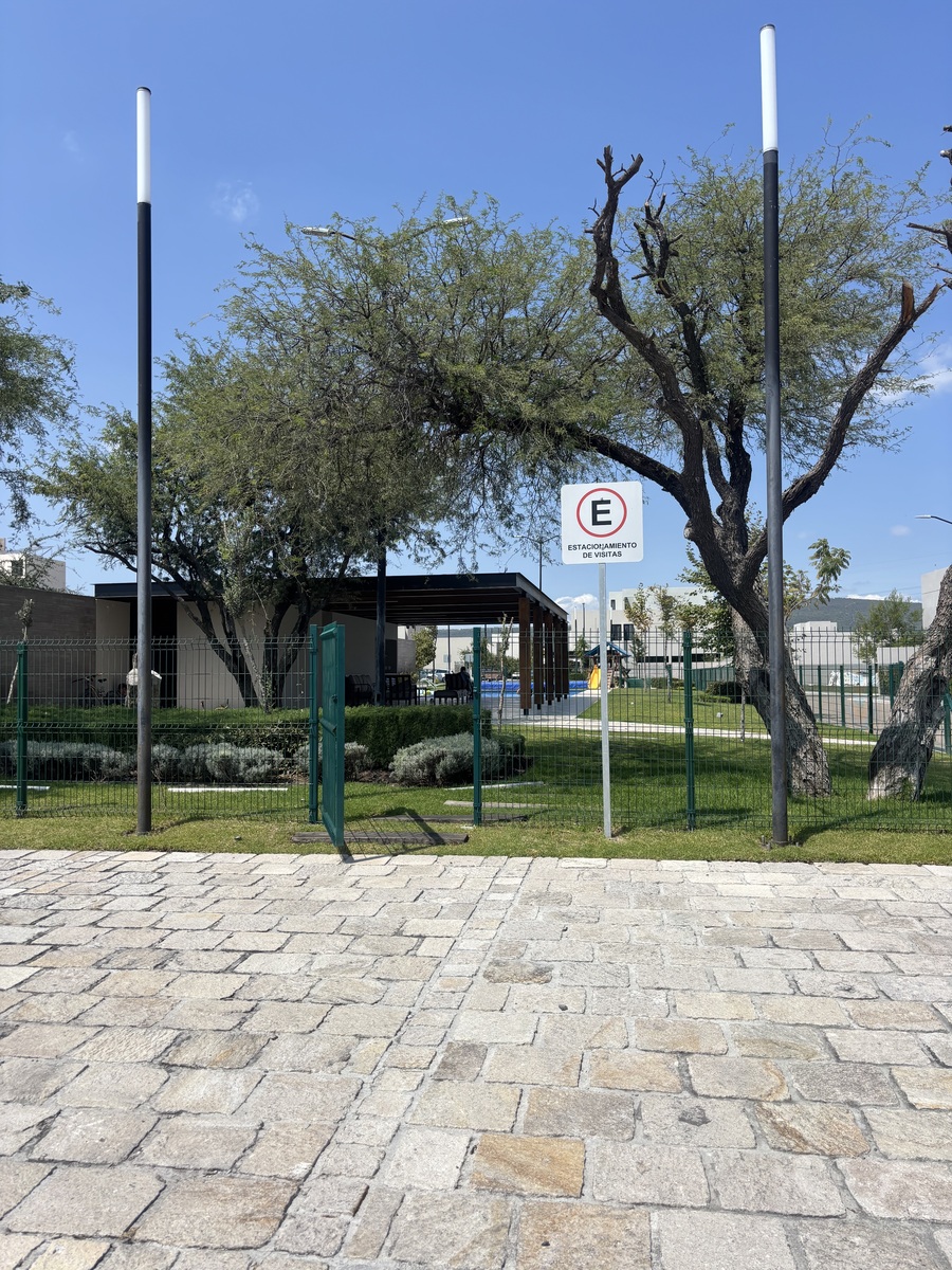 4 de 5