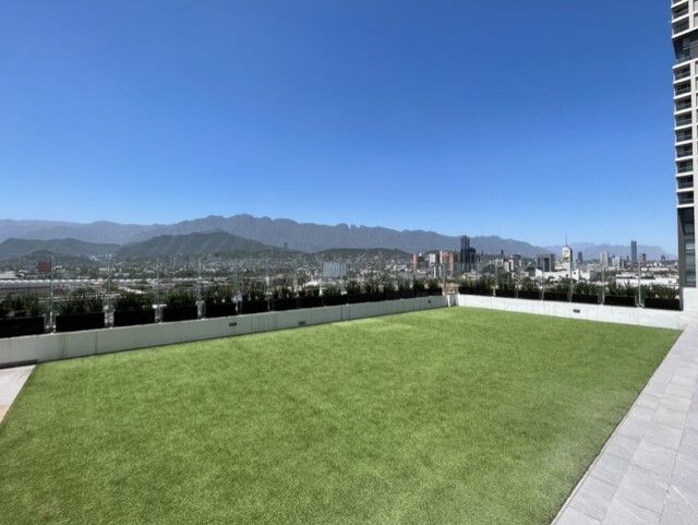 4 de 28