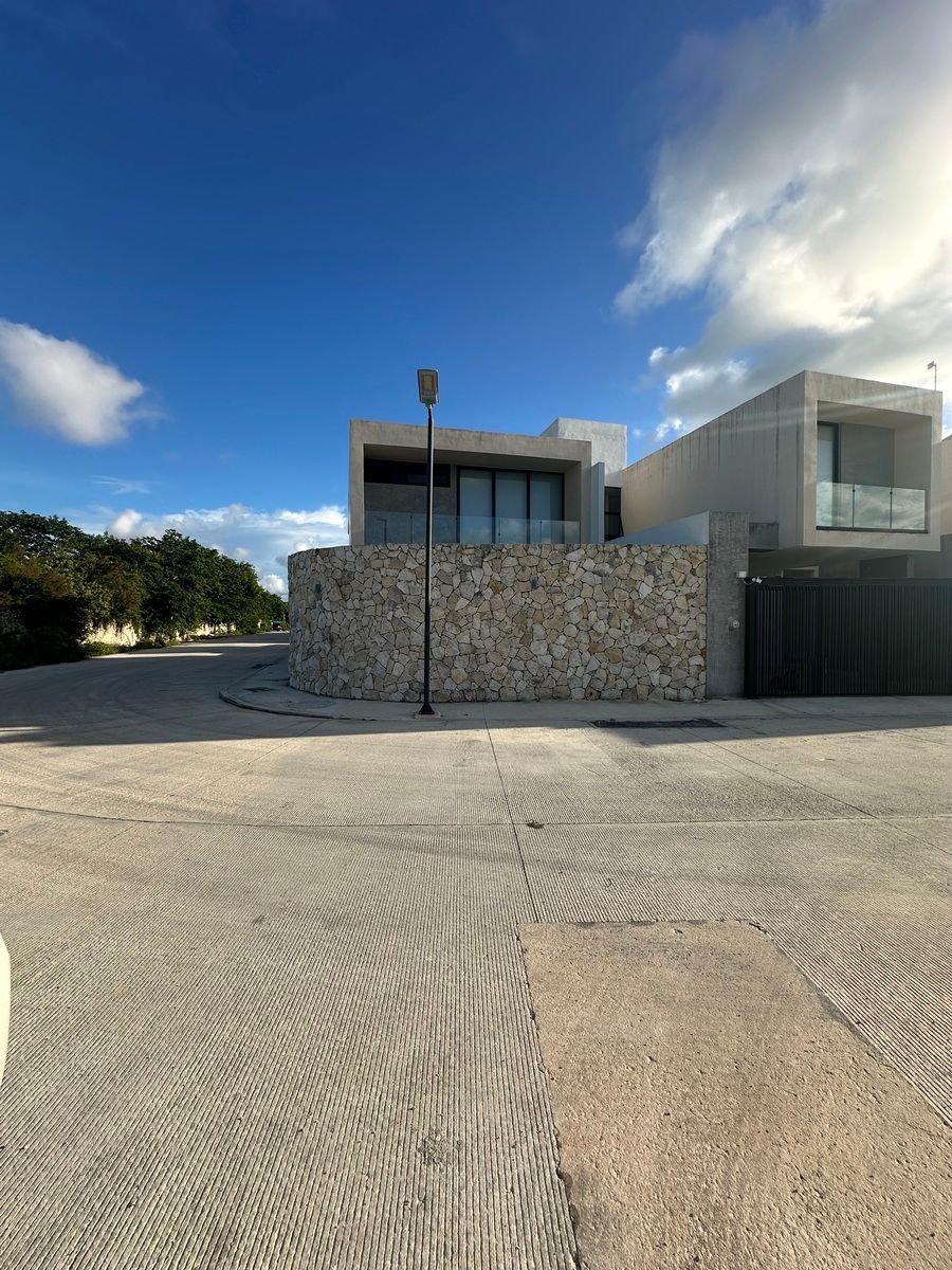 6 de 12: Enfrente de proyectos ya terminados