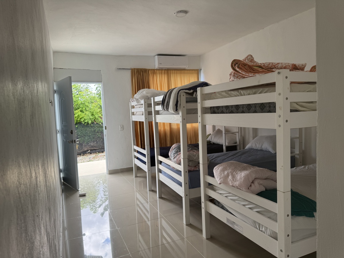 38 of 47: Exterior bedroom