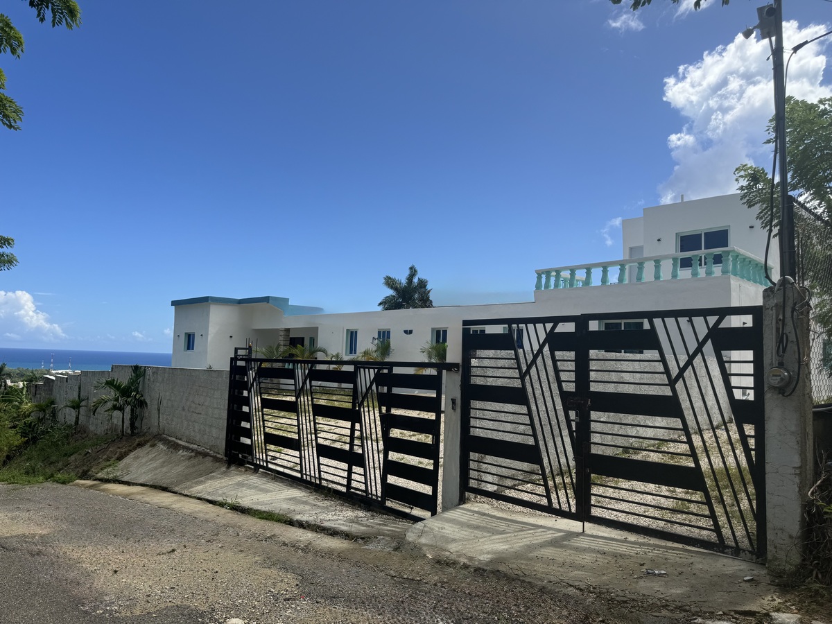 46 of 47: Front of property