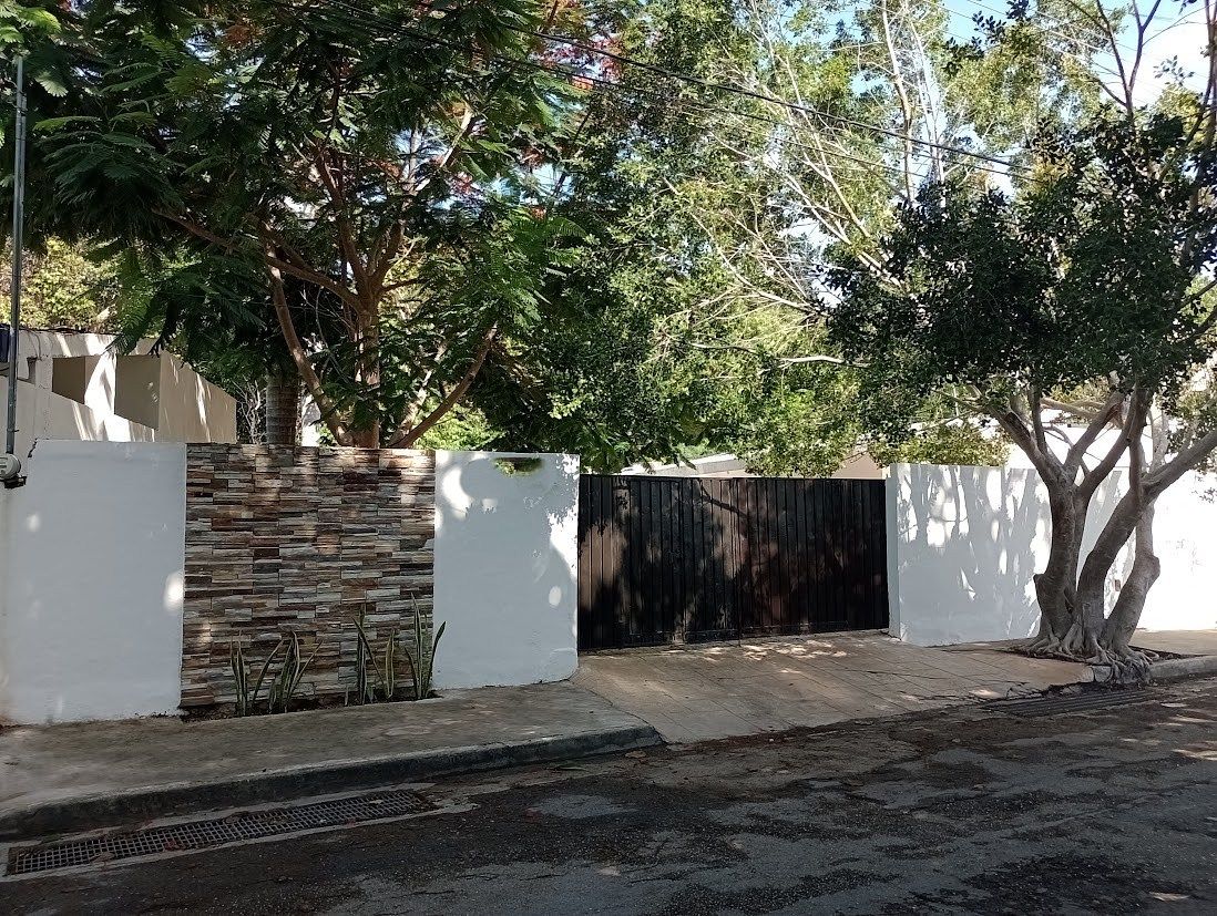 Casa de una planta en venta al norte de Mérida, Colonia Maya . Acepta Infonavit.