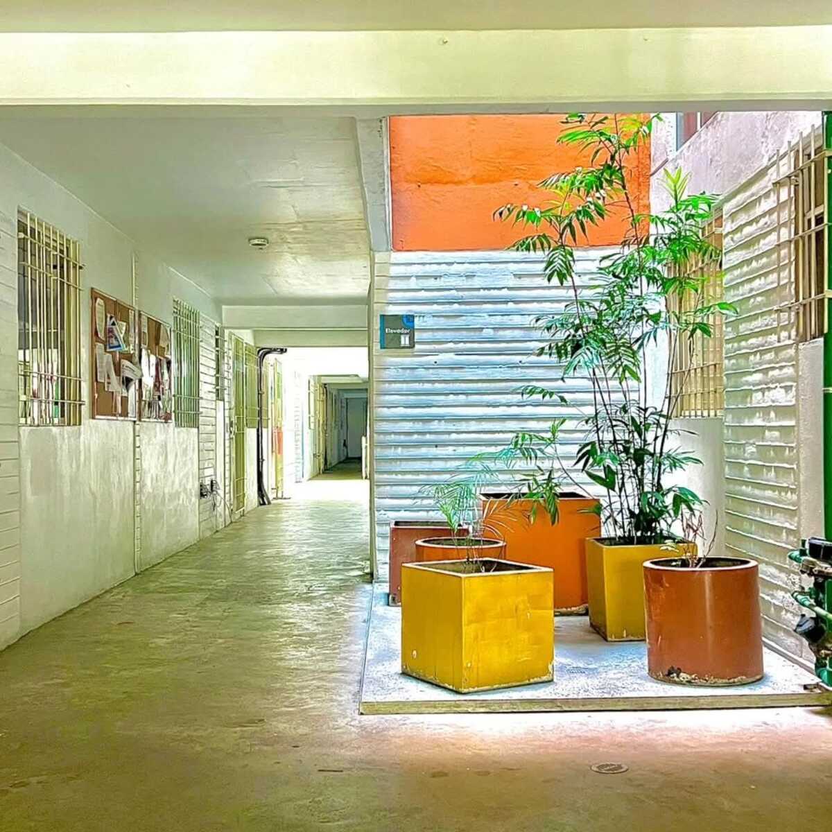 3 de 9