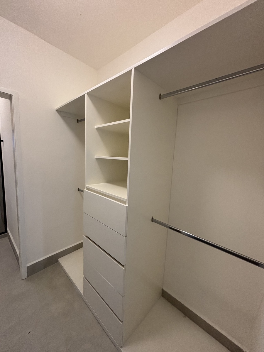 13 of 18: Closet