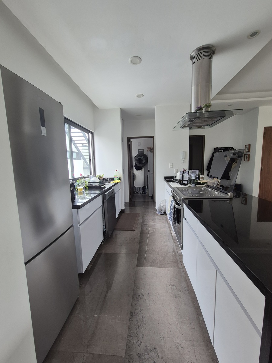 5 of 10: Cocina